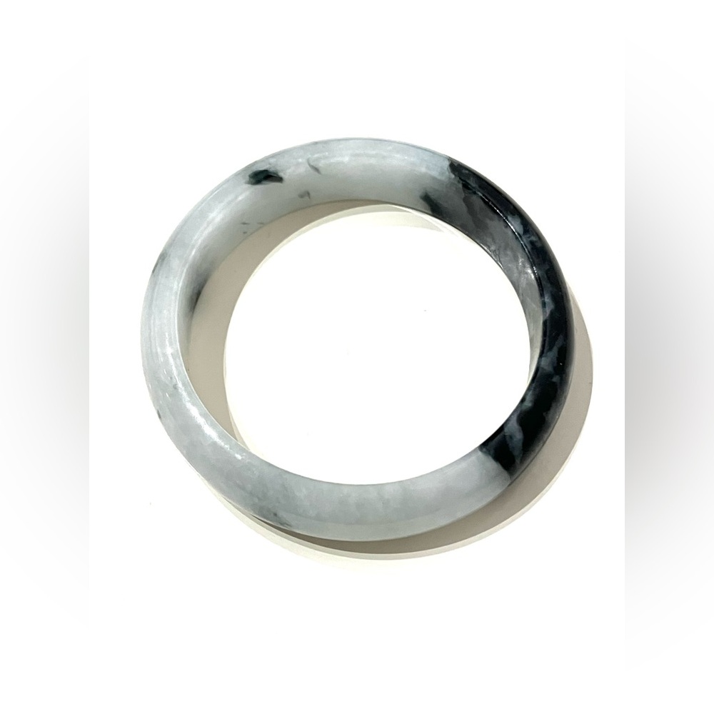 Vintage Marbled Jade Bangle